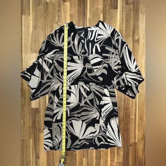 H by Halston Black Taupe Palm Floral Tropical Print Dolman Sleeve Dress Size 12 - Picture 7 of 12